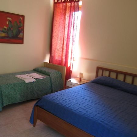 Agriturismo Torre Del Golfo Кропани Экстерьер фото