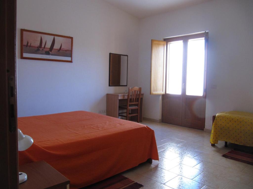 Agriturismo Torre Del Golfo Кропани Номер фото
