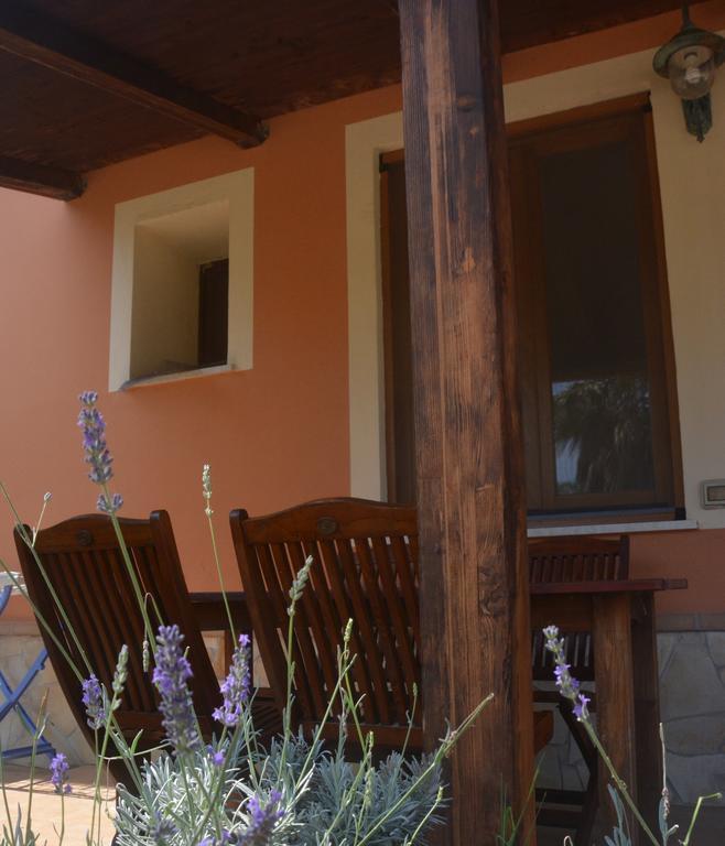 Agriturismo Torre Del Golfo Кропани Экстерьер фото