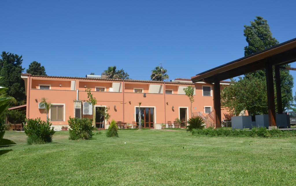 Agriturismo Torre Del Golfo Кропани Экстерьер фото